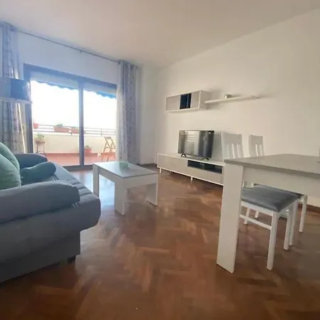 Apartamento En Primera Linea De Playa Con Piscina. Daire El Puerto de Santa María